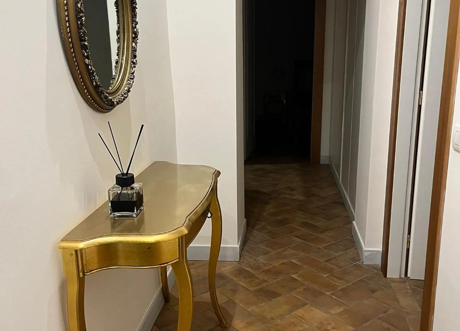 Deluxe Spanish Steps Rome Apartment