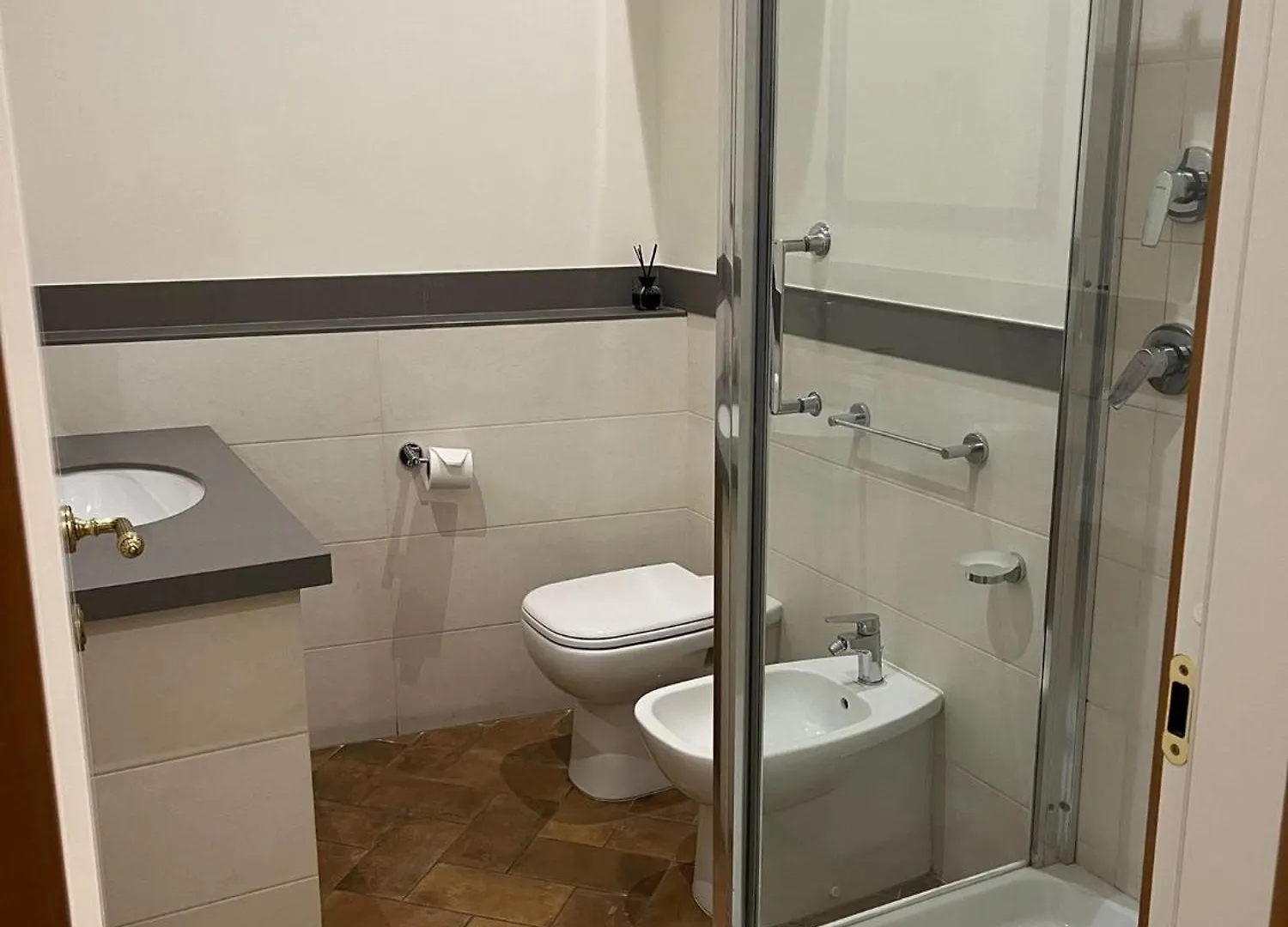 Deluxe Spanish Steps Rome Apartment
